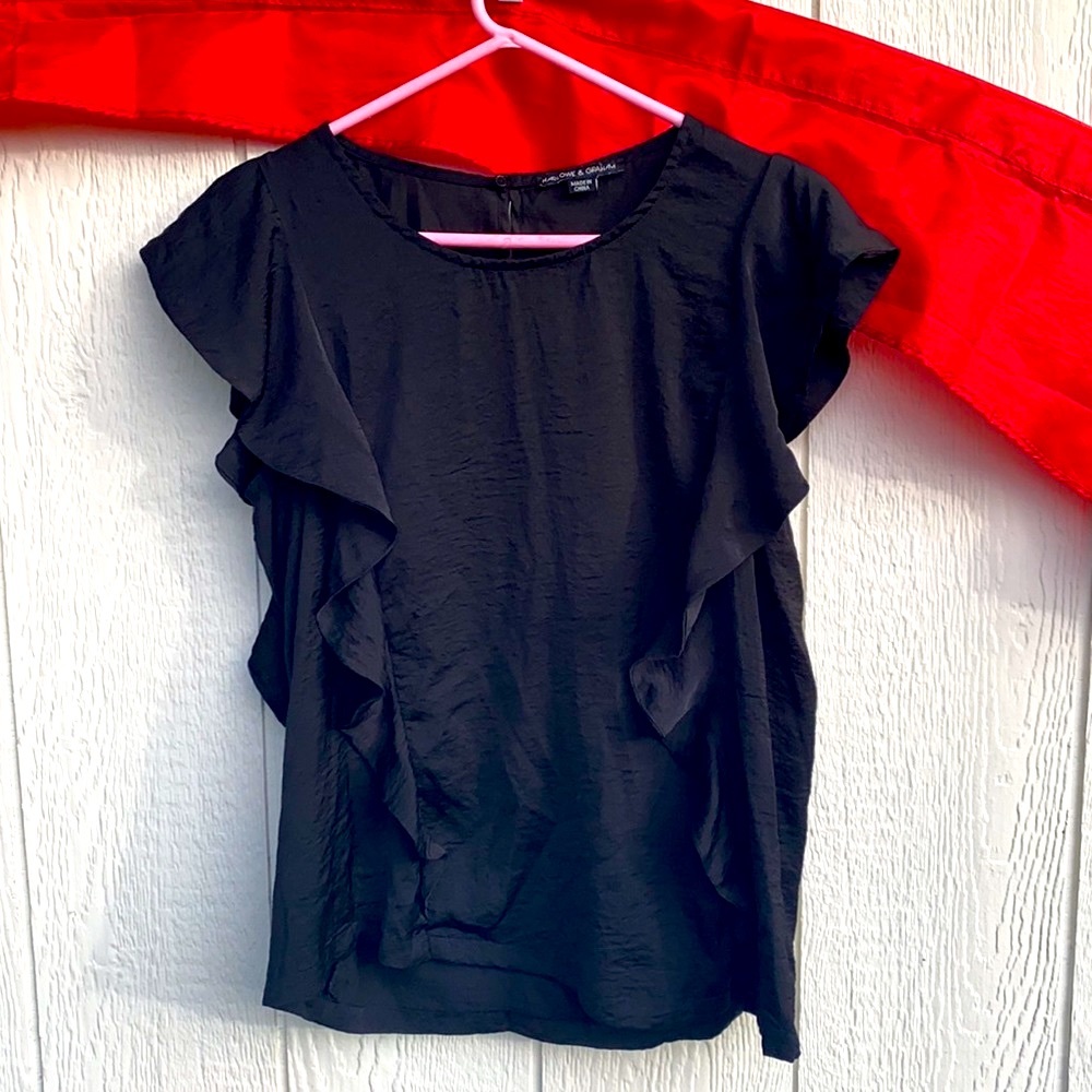 Harlowe & Graham fun blouse
